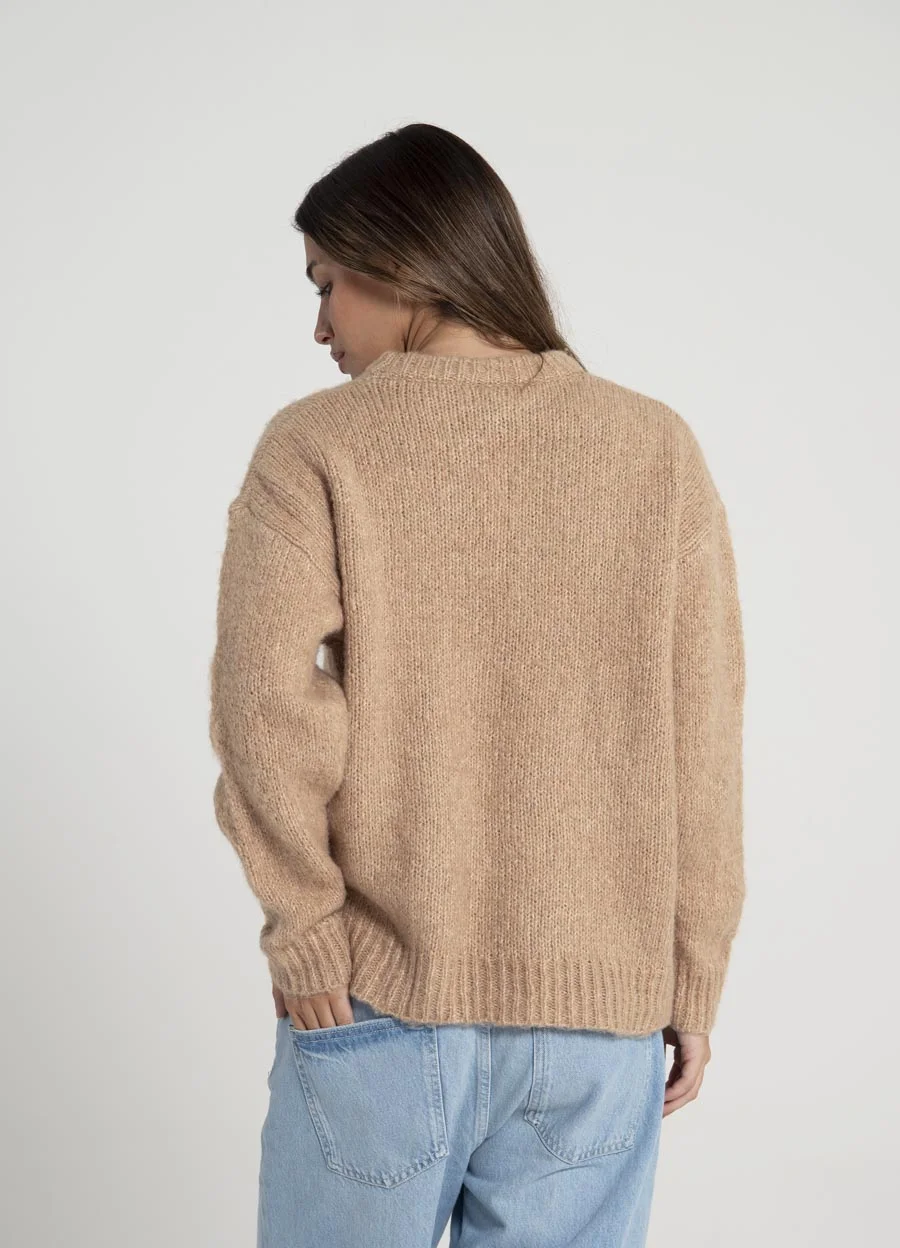 Sweater bordado flores y canutillos 