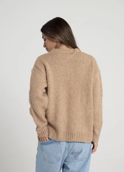 Sweater bordado flores y canutillos 