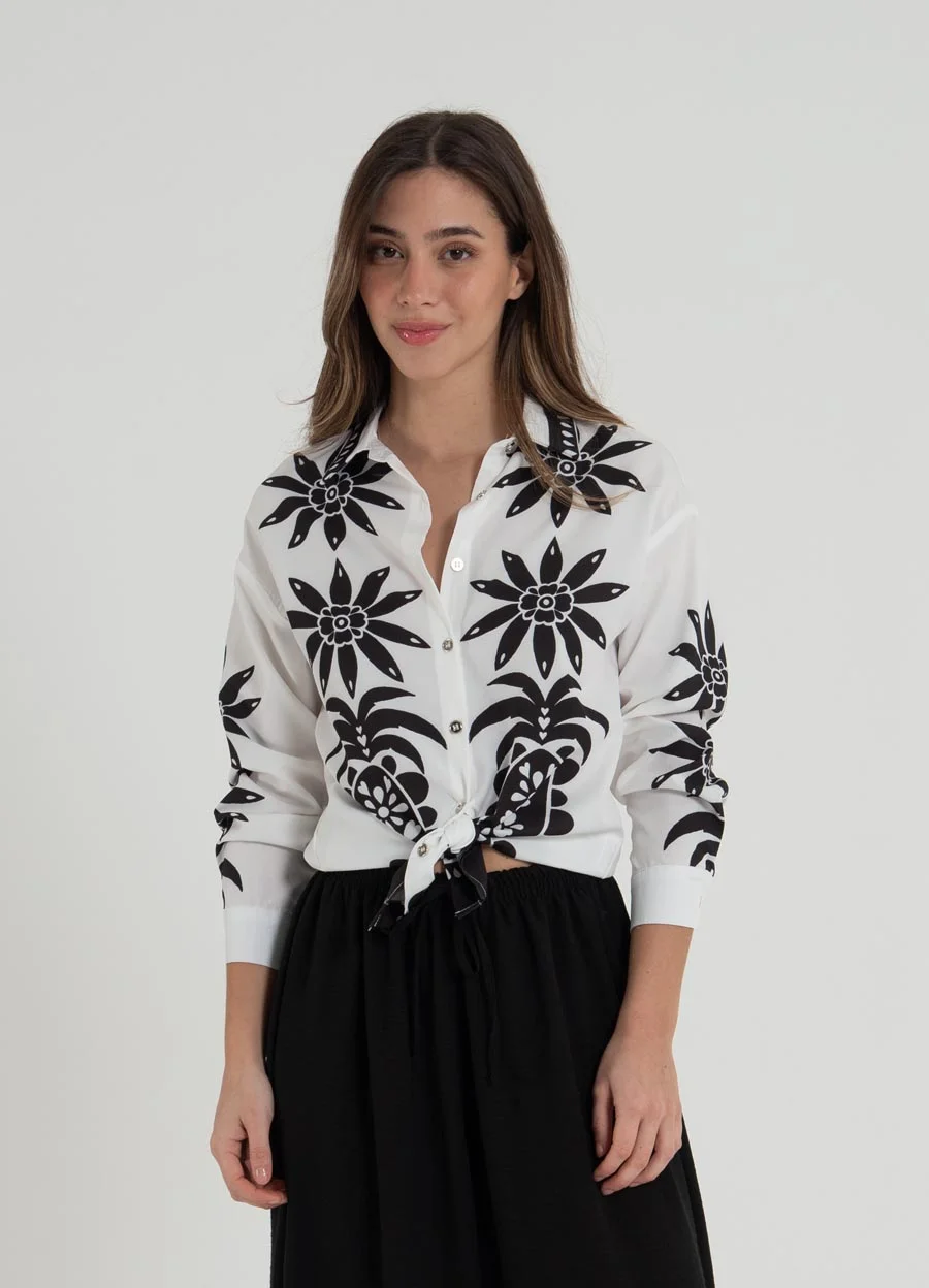 Camisa estampada hojas 