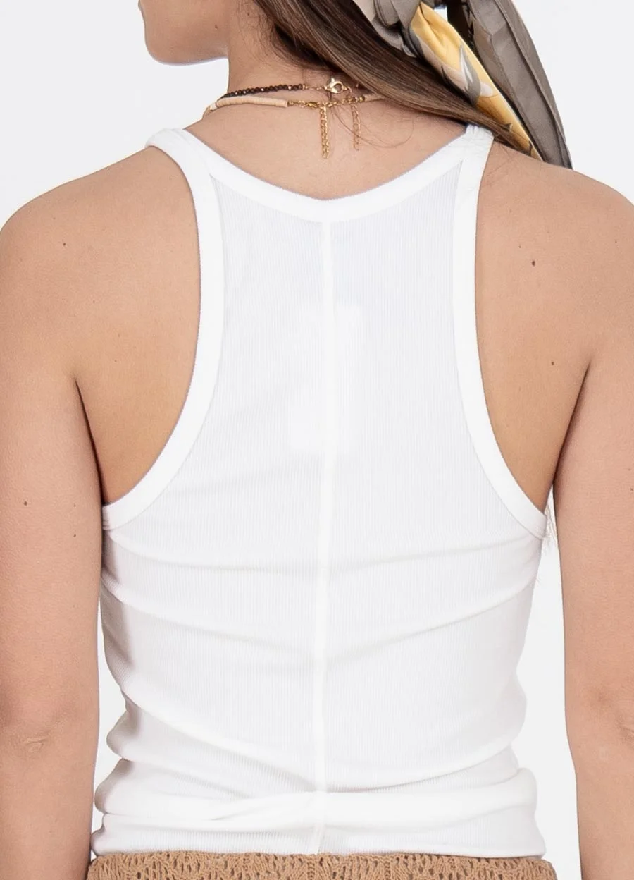 Musculosa soft con bordador 