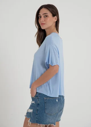 Remera con dobladillo viscosa  - Vista 3