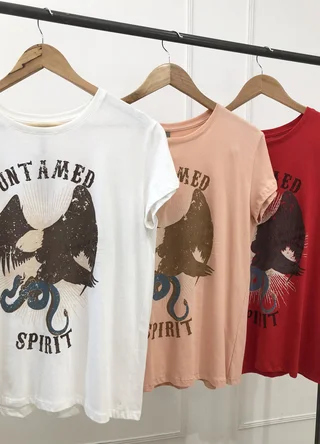 Remera UNTAMED  - Vista 6