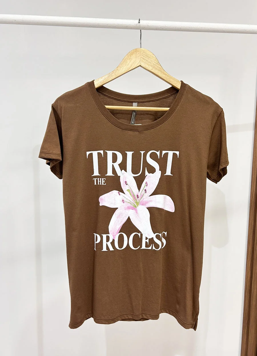 Remera TRUST PROCESS