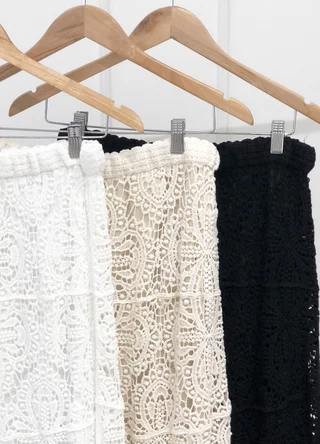 Falda crochet con recortes  - Vista 6