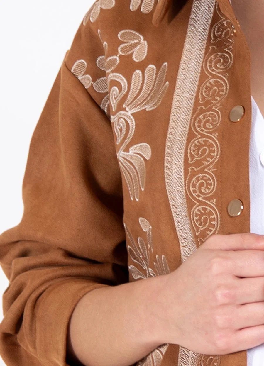 Camisaco gamuza bordado