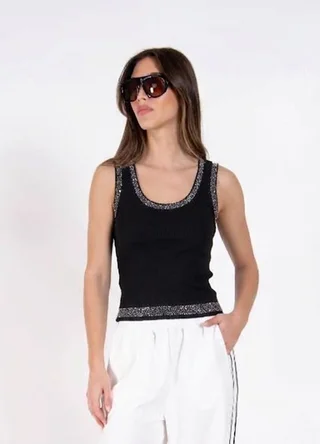 Musculosa con strass en ruedo en sisa  - Vista 1