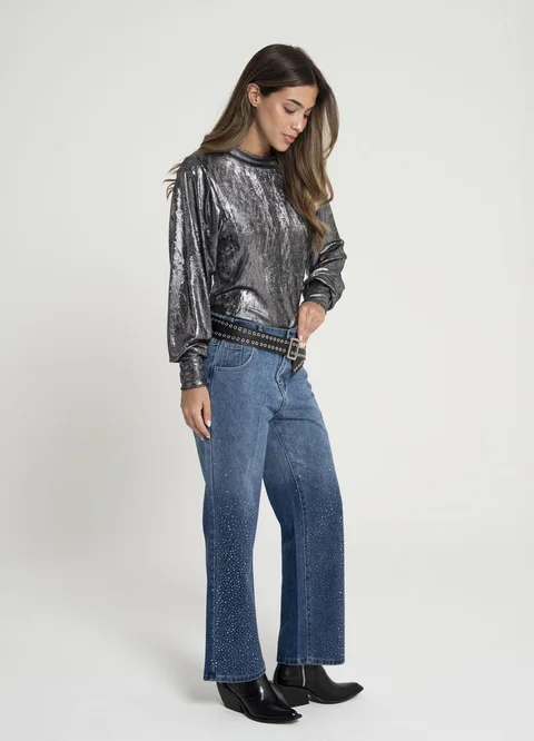 Blusa con abertura en espalda 