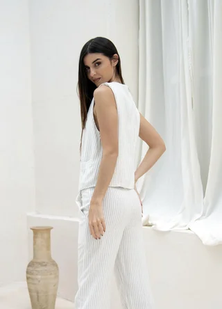 Chaleco lino rayado 4 botones  - Vista 3