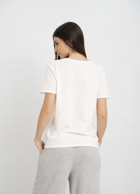 Remera jersey flame escote V