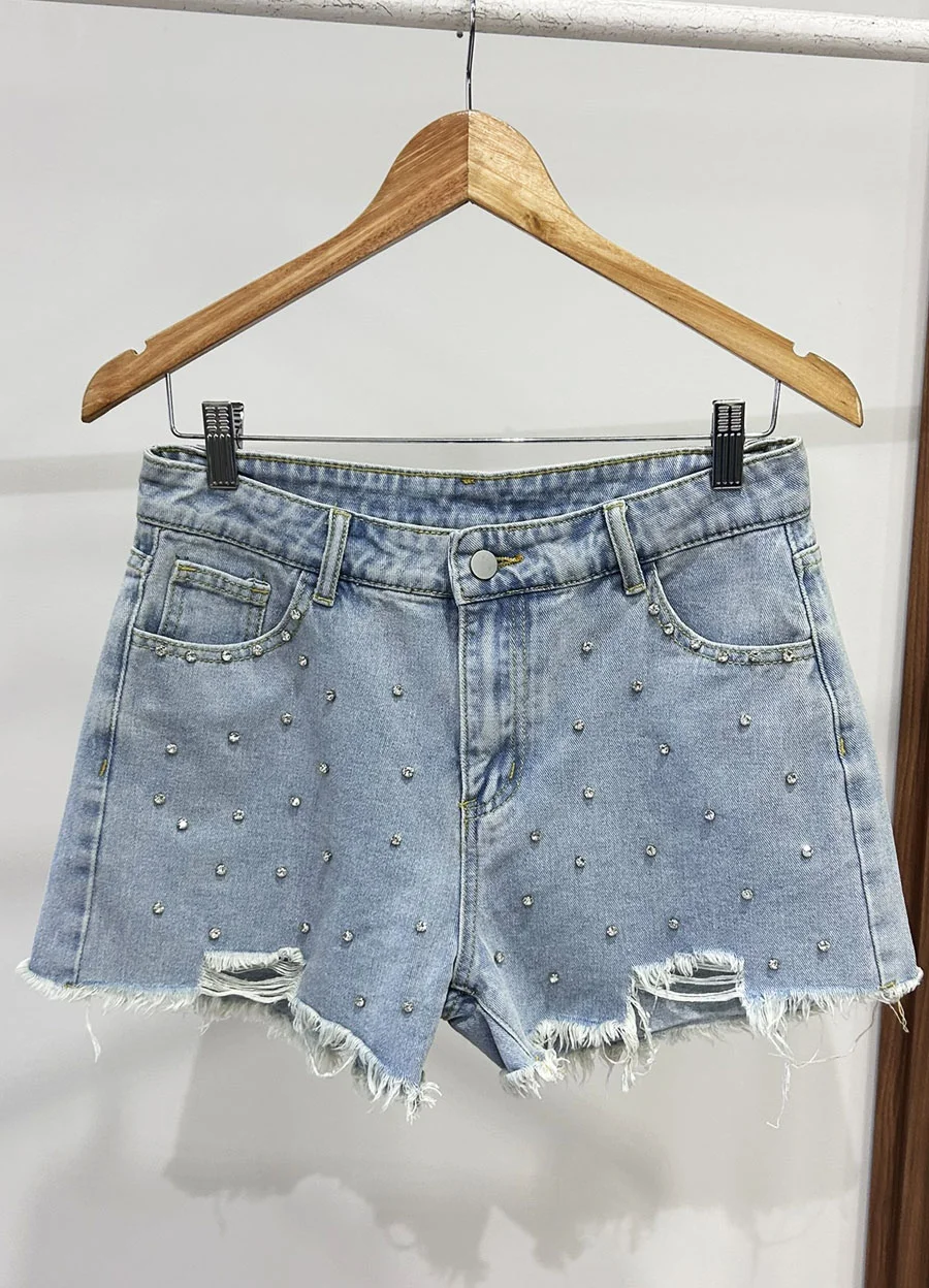 Short de jean con aplique piedras 