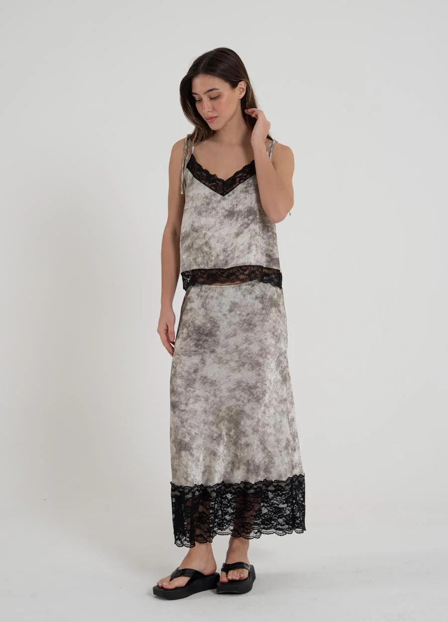 Musculosa saten para atar lencera