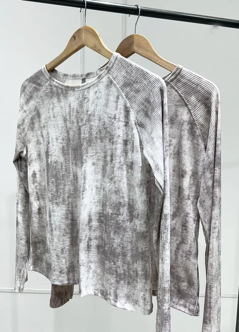 Remera m/larga ranglan morley batik