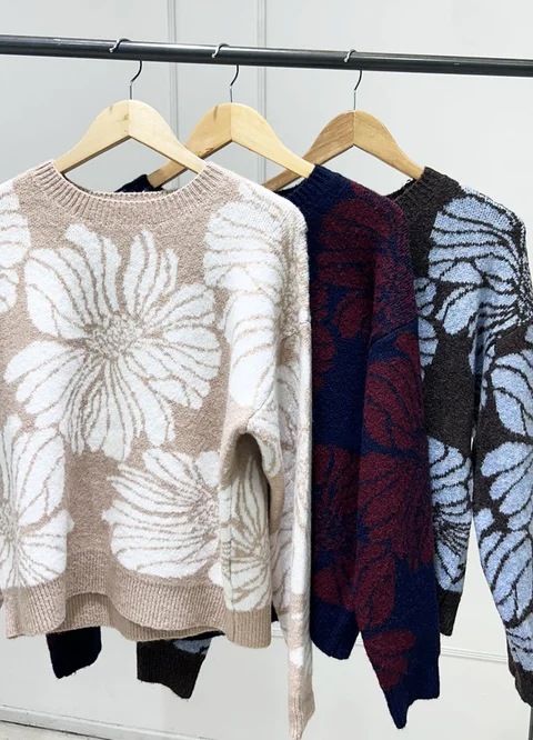 Sweater estampado flores grandes 