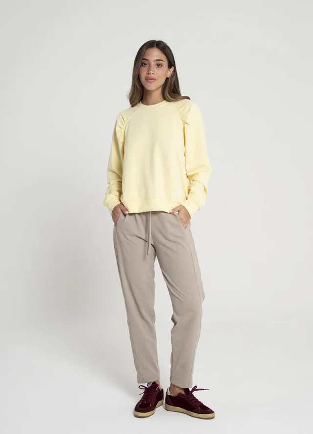 Buzo rustico con spandex y frunce en hombro