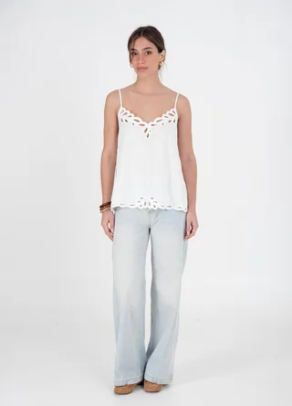 Musculosa calada en escote  - Vista 5