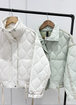 Campera liviana ajustable  - Vista 6