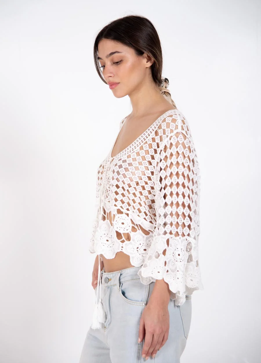 Blusa tejida con cordon 
