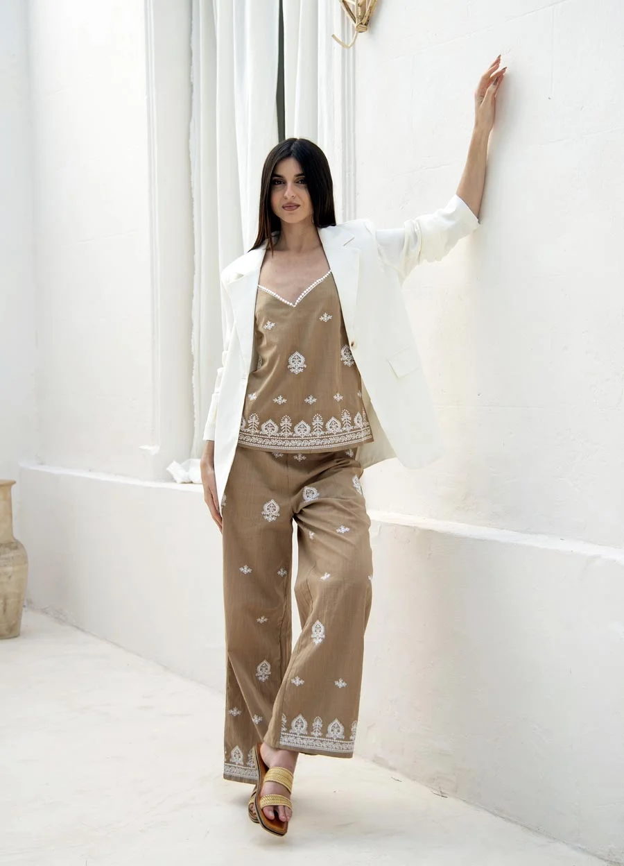 Pantalon lino bordado 