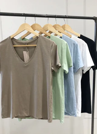 Remera jersey flame escote V - Vista 4