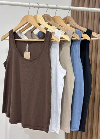 Musculosa flame con bordador  - Vista 4
