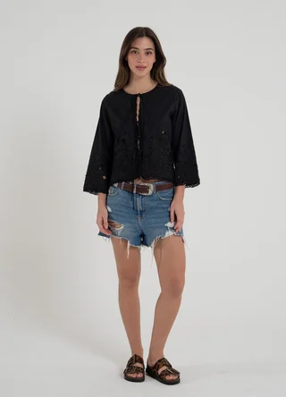 Camisa calada para atar  - Vista 2