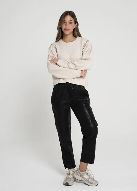 Sweater con strass en sisa 