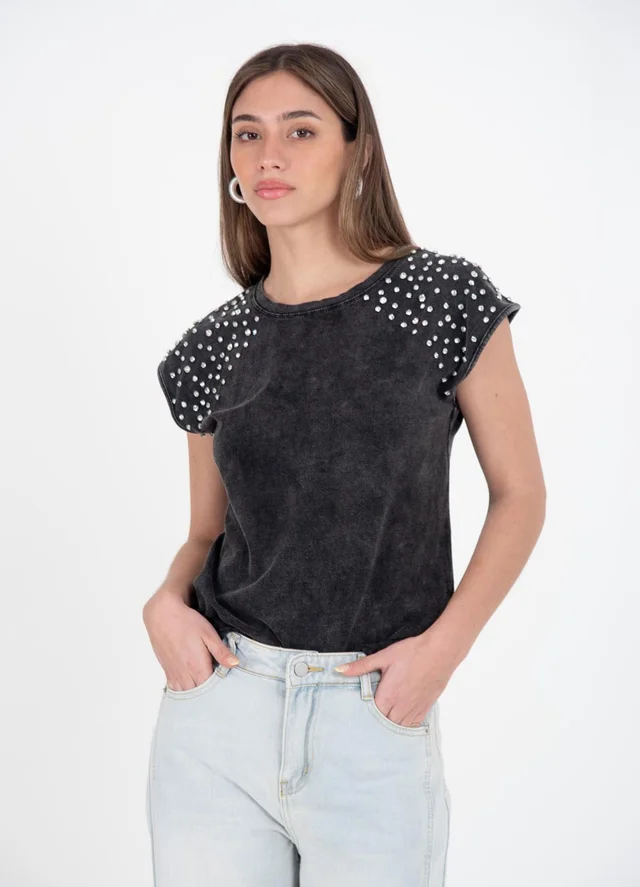 Musculosa prelavada spandex con strass en hombro 