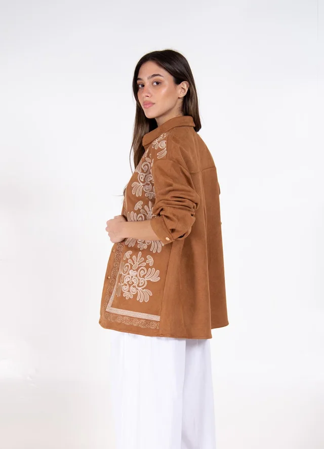 Camisaco gamuza bordado
