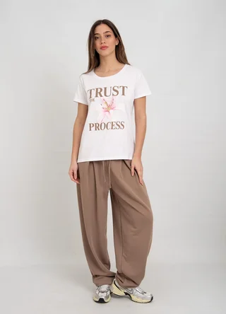 Remera TRUST PROCESS - Vista 2