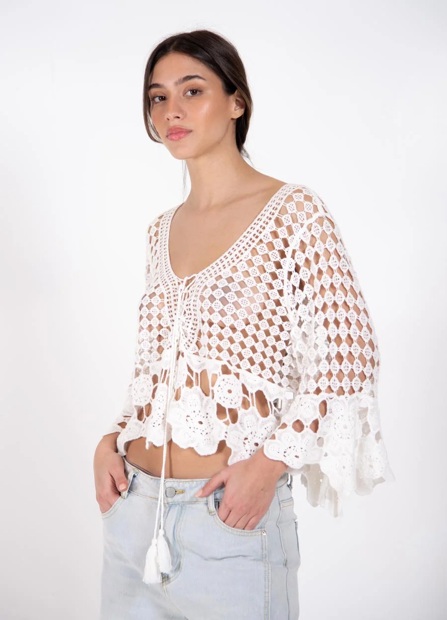 Blusa tejida con cordon 
