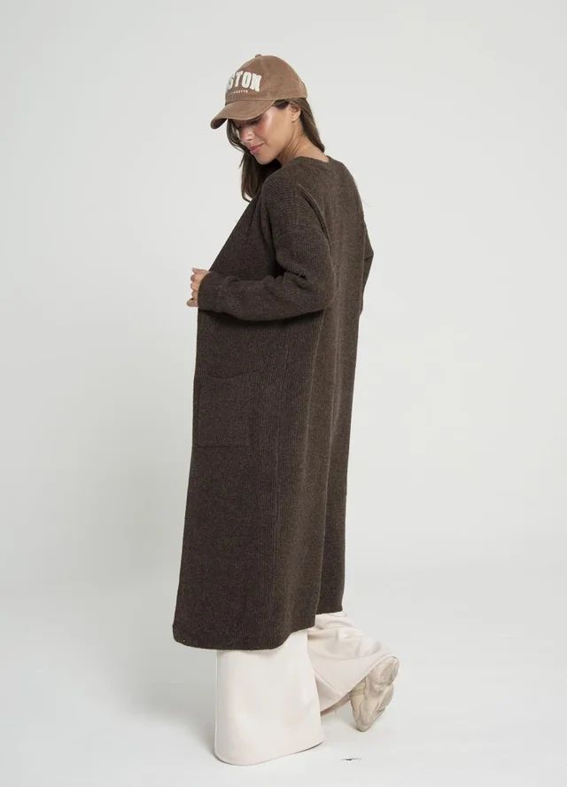 Saco largo tejido con bolsillos 