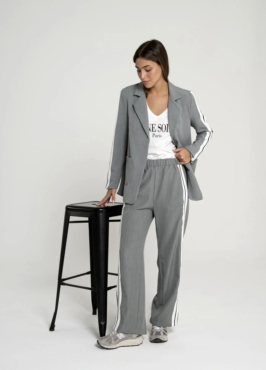 Pantalon sastrero con tira lateral y elastico