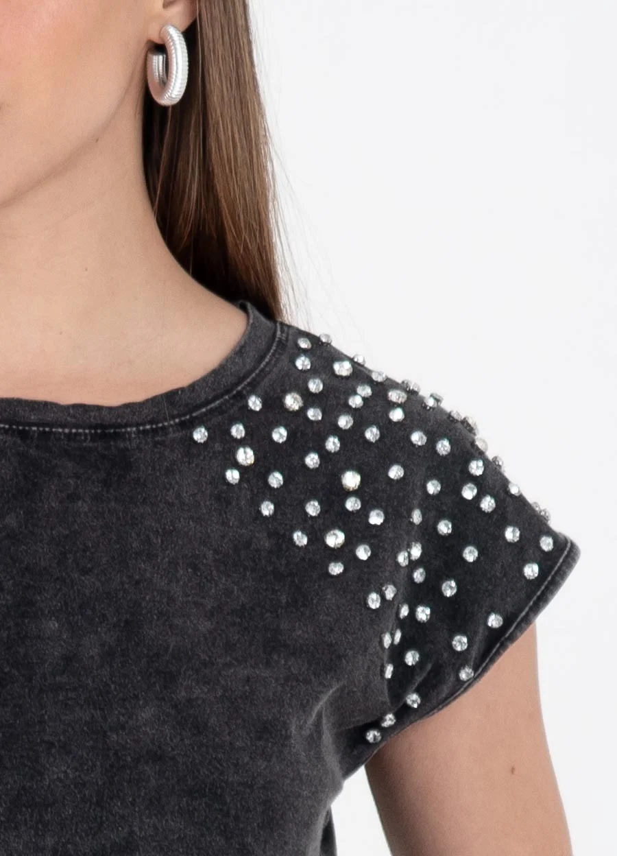 Musculosa prelavada spandex con strass en hombro 