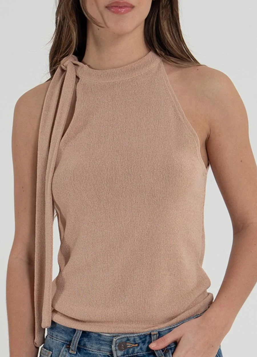 Musculosa halter tejida con tira 