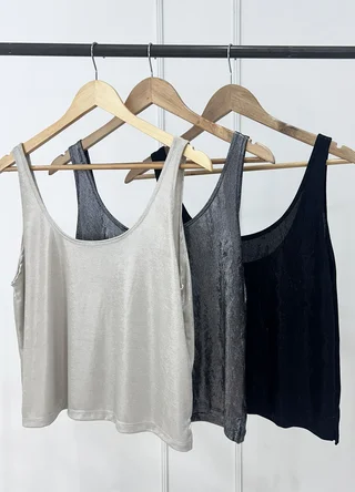 Musculosa recta metalizada con tajito  - Vista 5