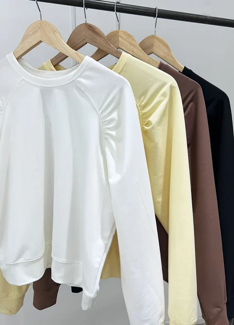 Buzo rustico con spandex y frunce en hombro