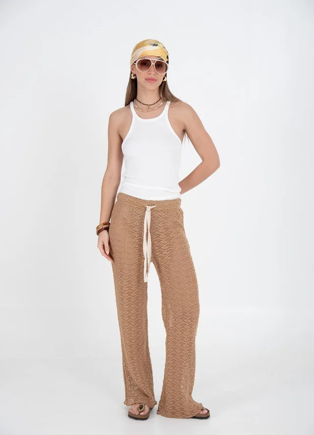 Musculosa soft con bordador 