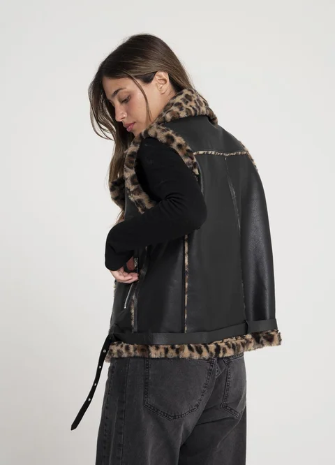 Chaleco eco cuero con piel 