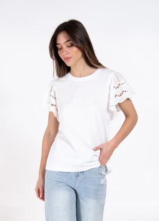 Remera con broderie en manga  - Vista 4