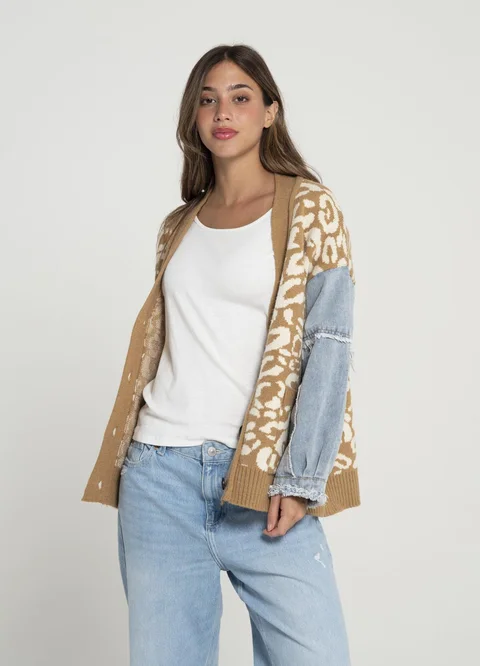Cardigan tejido print combinado denim