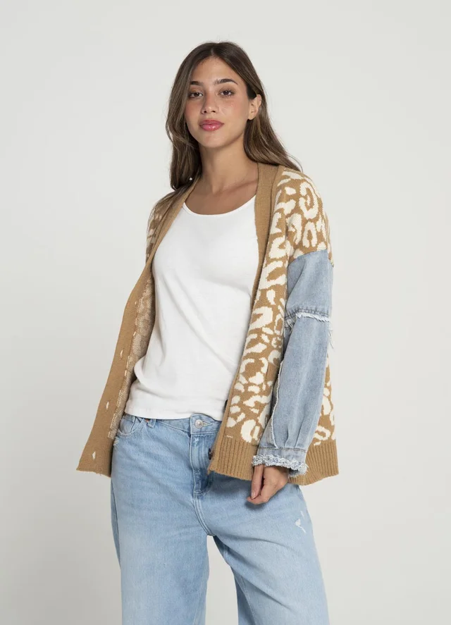 Cardigan tejido print combinado denim