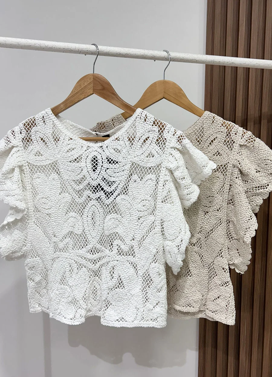 Top crochet con volado en manga