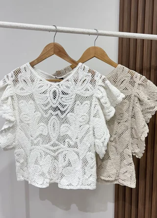 Top crochet con volado en manga - Vista 5