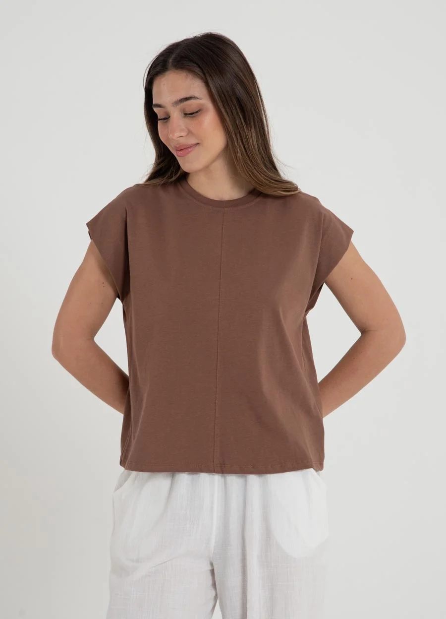 Remera s/mangas bordador
