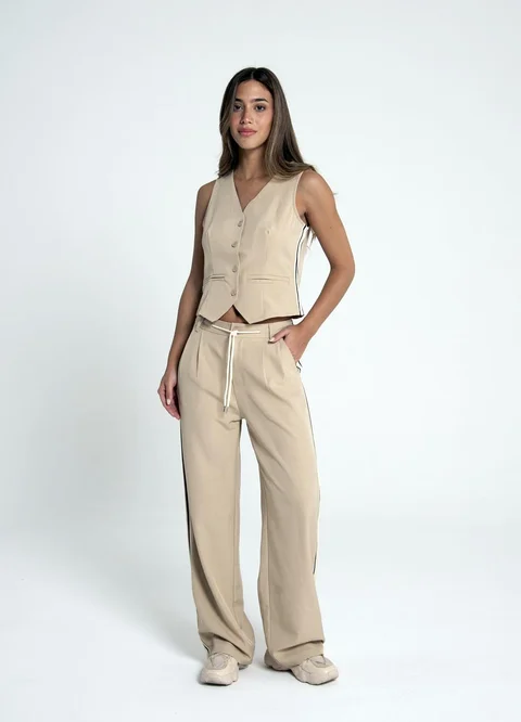 Chaleco sastrero con detalle lateral