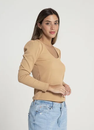 Remera manga larga con frunce en hombre - Vista 2