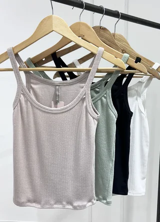 Musculosa bretel fino algodon desagujado  - Vista 3