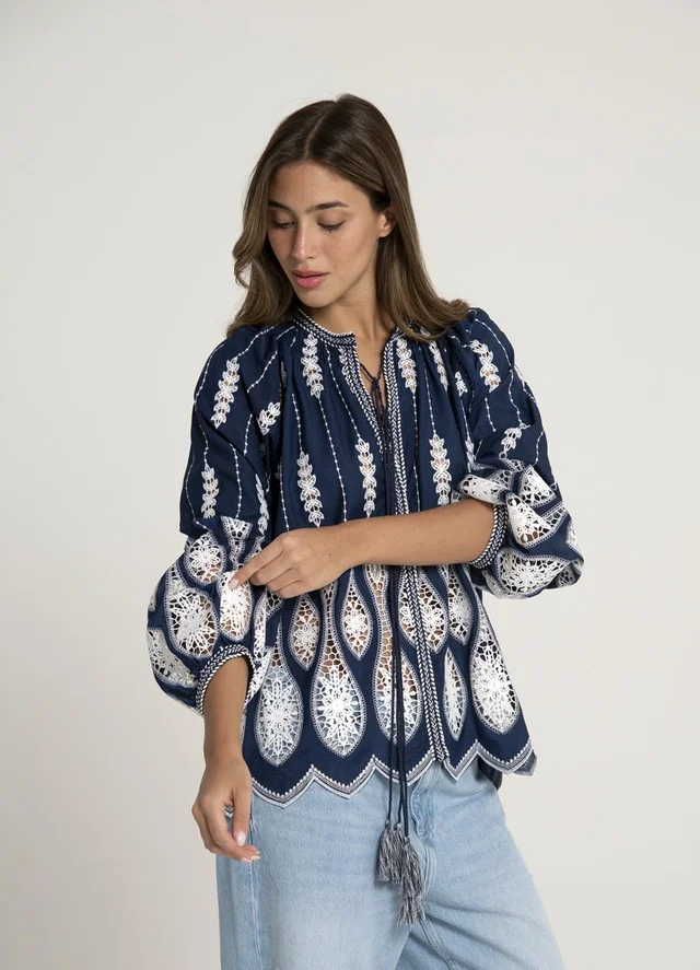 Blusa mangas balloom bordada 