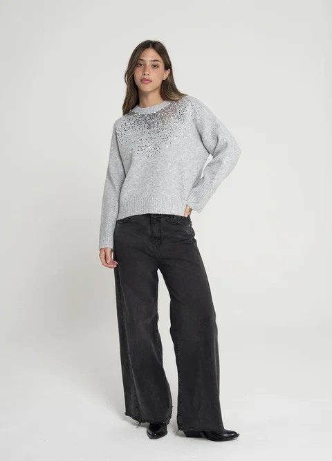 Sweater con lentejuelas en escote 