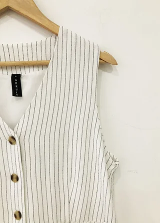 Chaleco lino rayado 4 botones  - Vista 4